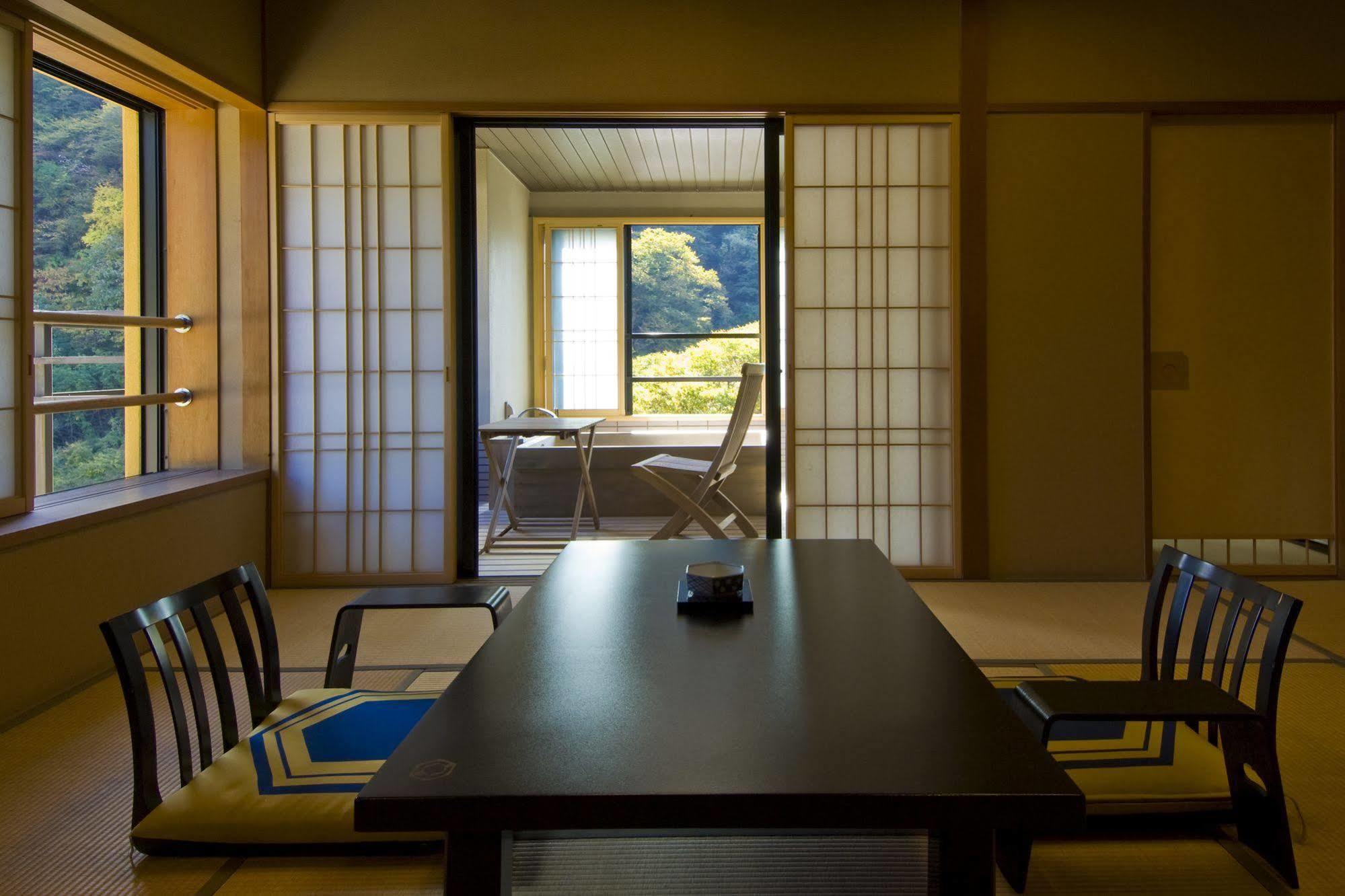 Koduchi No Yado Tsurukamedaikichi Hotel Nikko Eksteriør billede